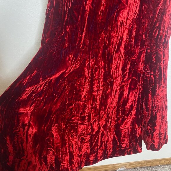 Vtg Red Velvet Maxi Evening Gown Size 10 Daniella Puff Sleeves Medieval Formal G - Picture 8 of 16